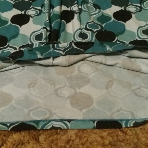 4/$16 | Apt. 9 Essentials Blue V-Neck T-Shirt - Picture 4 of 8